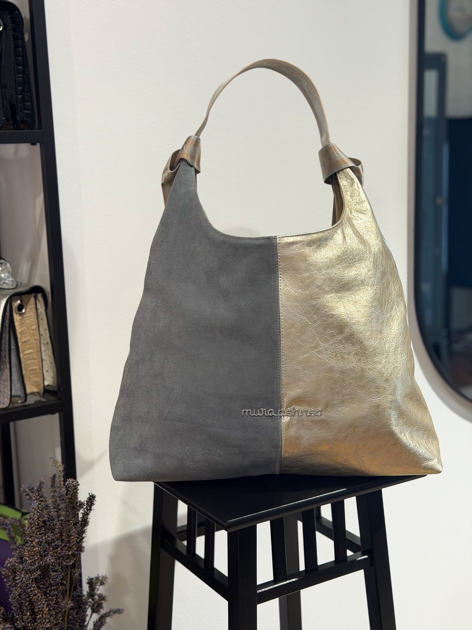Magna Gold & Gray