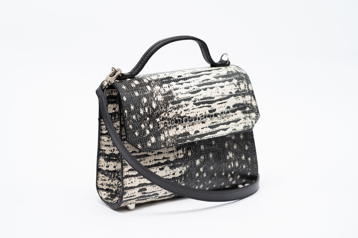 Roza Black Snake